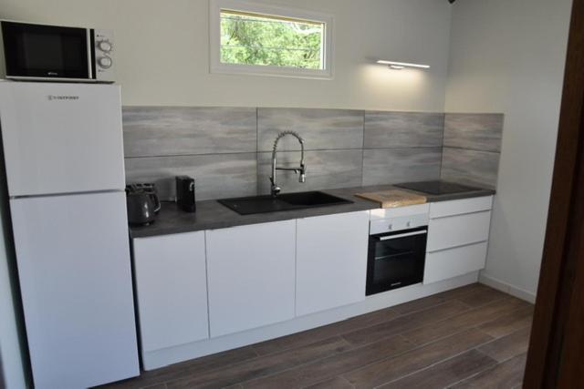 Soley Bungalows Nonis 2 Pers Adult Only Sainte-Anne  Eksteriør billede